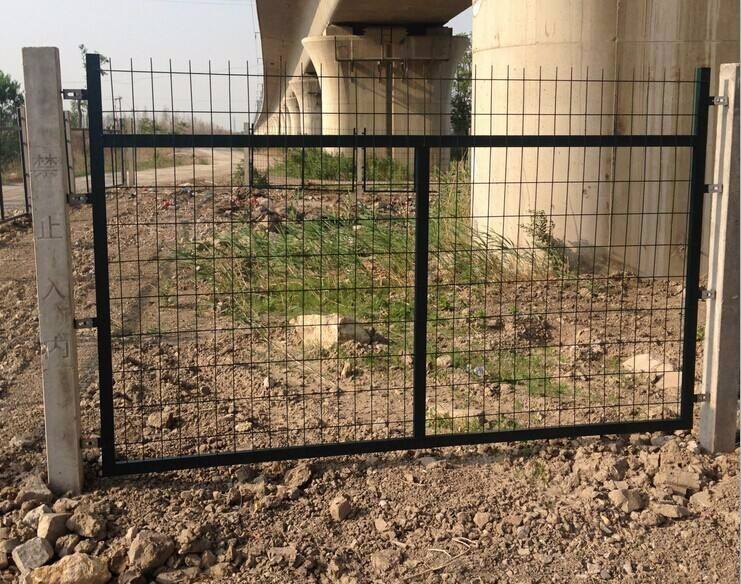 铁路护栏网