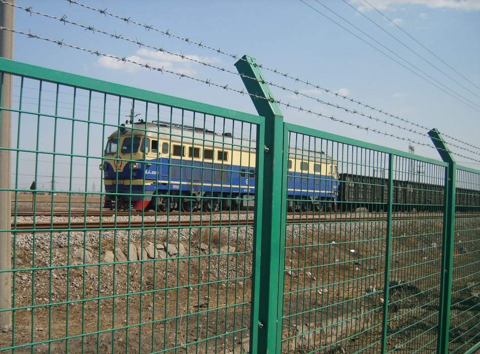 铁路护栏网